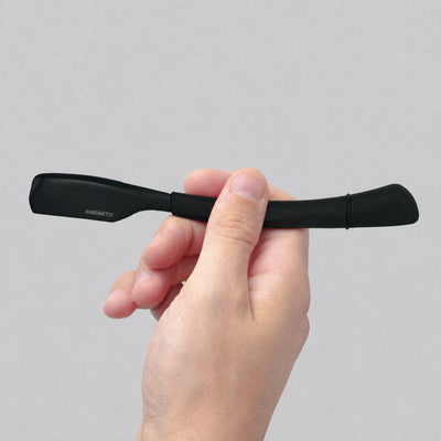 Razor. Black